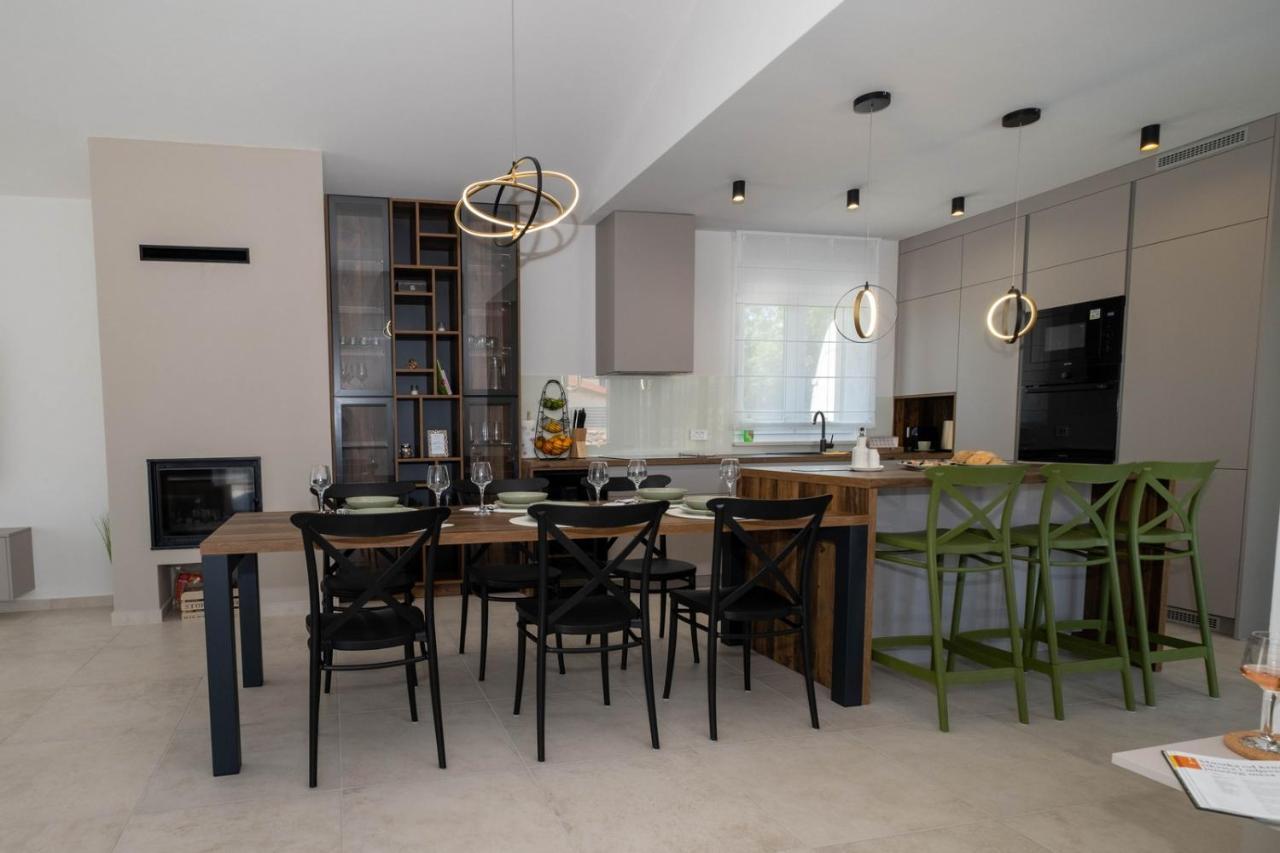Villa Monika Muraj Extérieur photo
