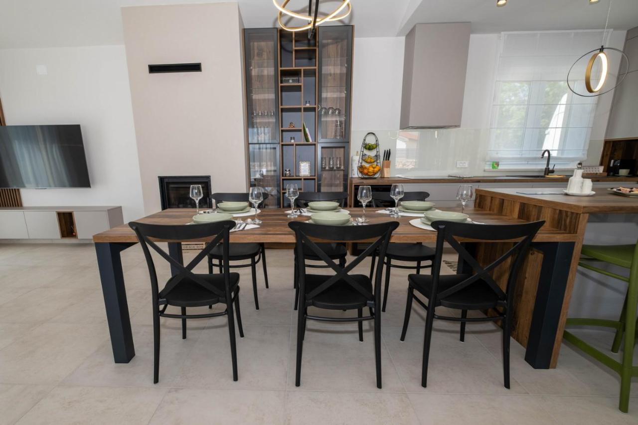 Villa Monika Muraj Extérieur photo